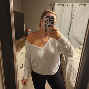 We The Free Light Gray White Long Sleeve Top